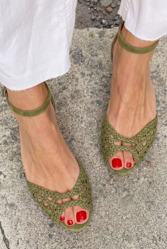 Sandalias Isadora Trenzadas Doradas Comfort