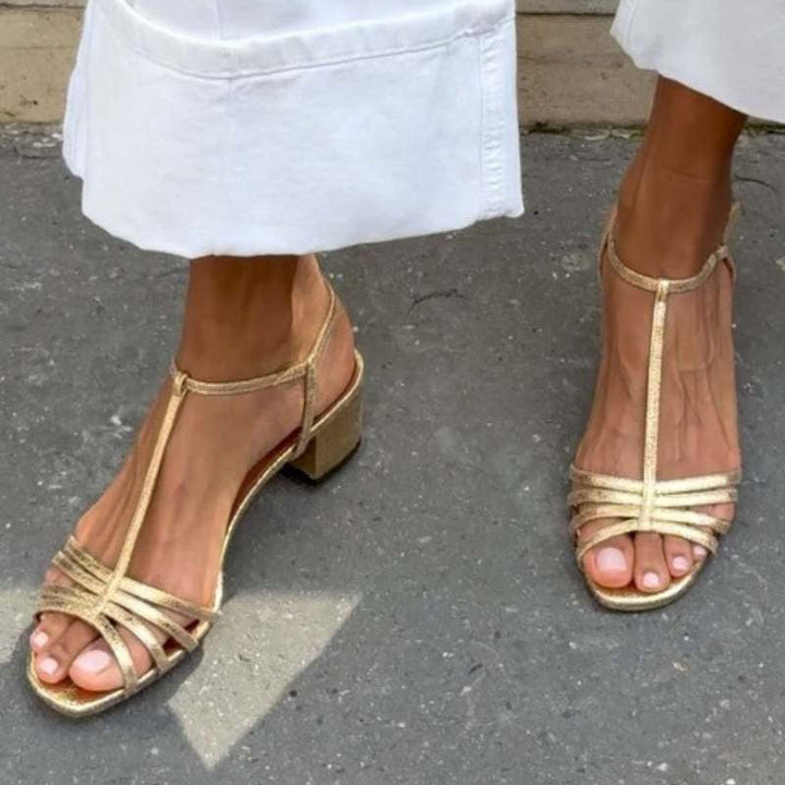 Allegra Sandalias Doradas Tacón Cuadrado