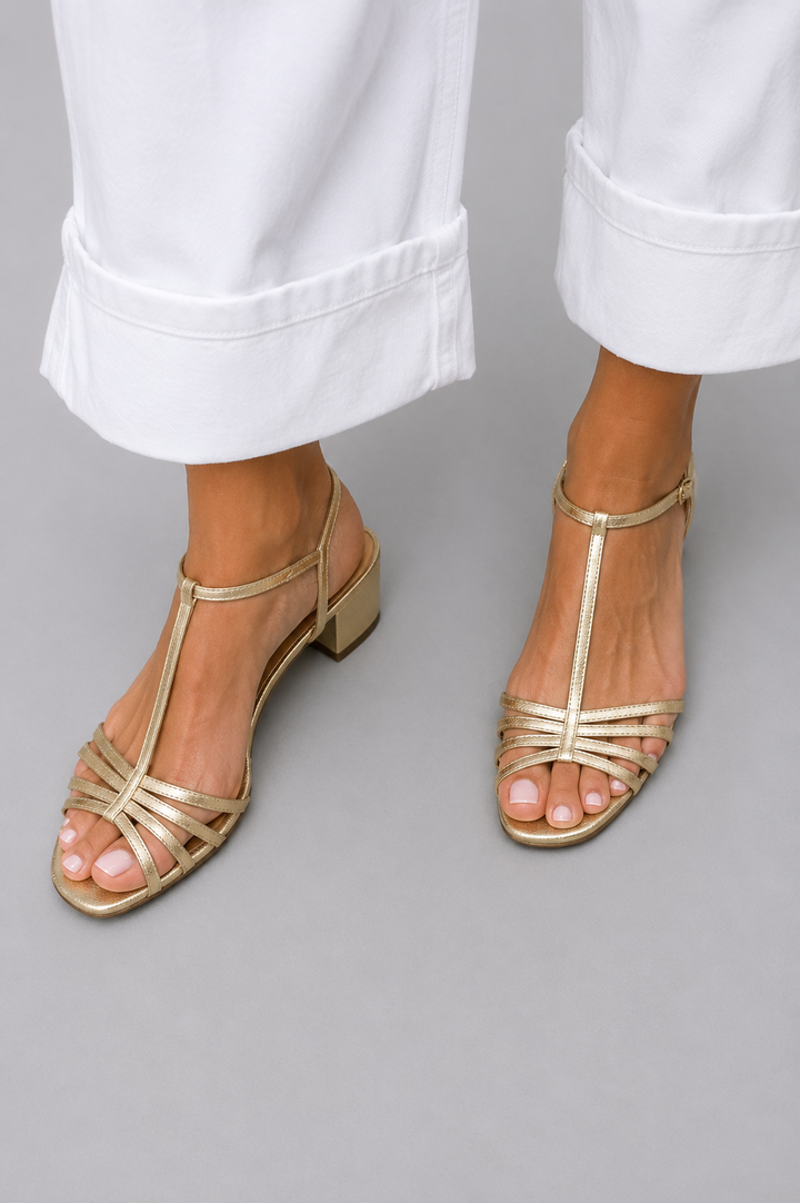 Allegra Sandalias Doradas Tacón Cuadrado