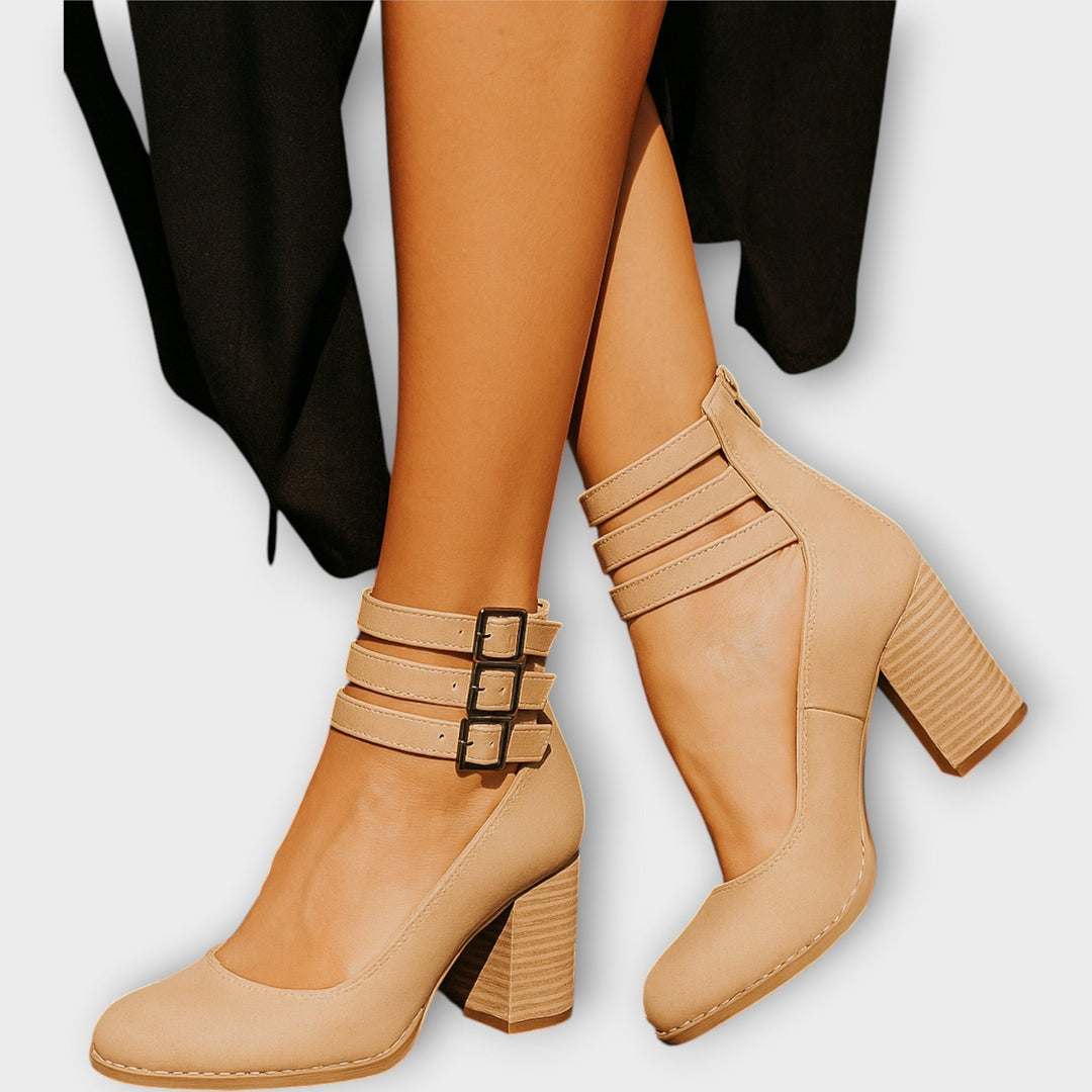 Bianca | Tacones de tres tiras con tacón ancho