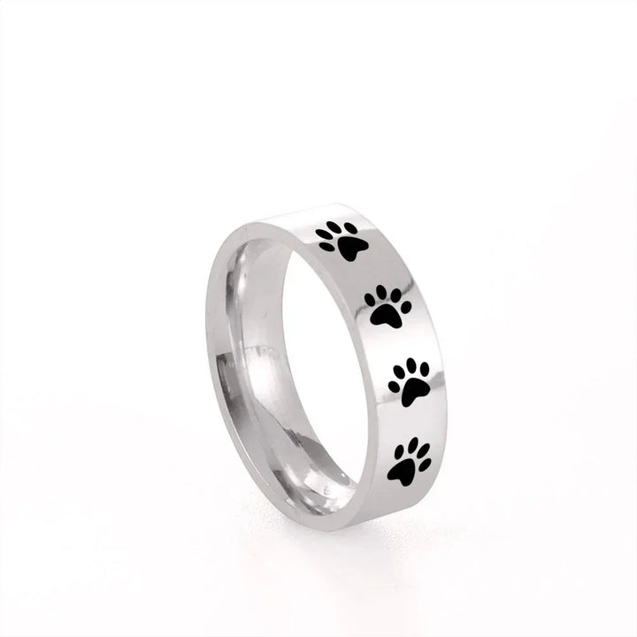 Anillo de Huella de Patas Hecho a Mano en Acero Inoxidable