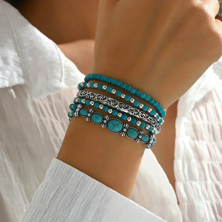 Lucía | Pulsera multicapa de turquesa refinada
