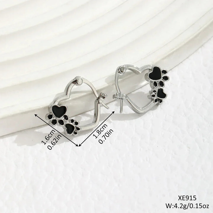 Pendientes Huggie con Huella de Corazón y Esmalte Negro