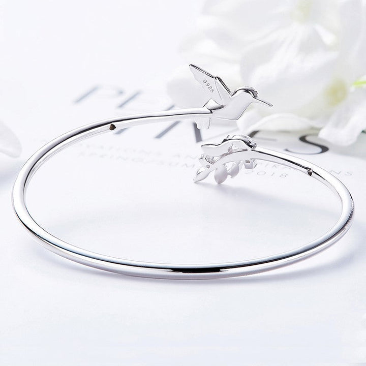 Anillo Ajustable de Colibrí con Diamante de Strass