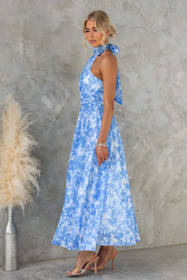 Esther | Vestido de Cuello Halter con Estampado de Acuarela