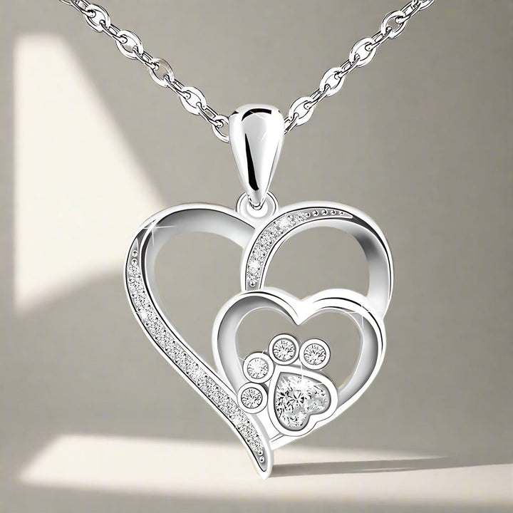 Collar de Plata Esterlina con Huella y Corazón con Circonitas